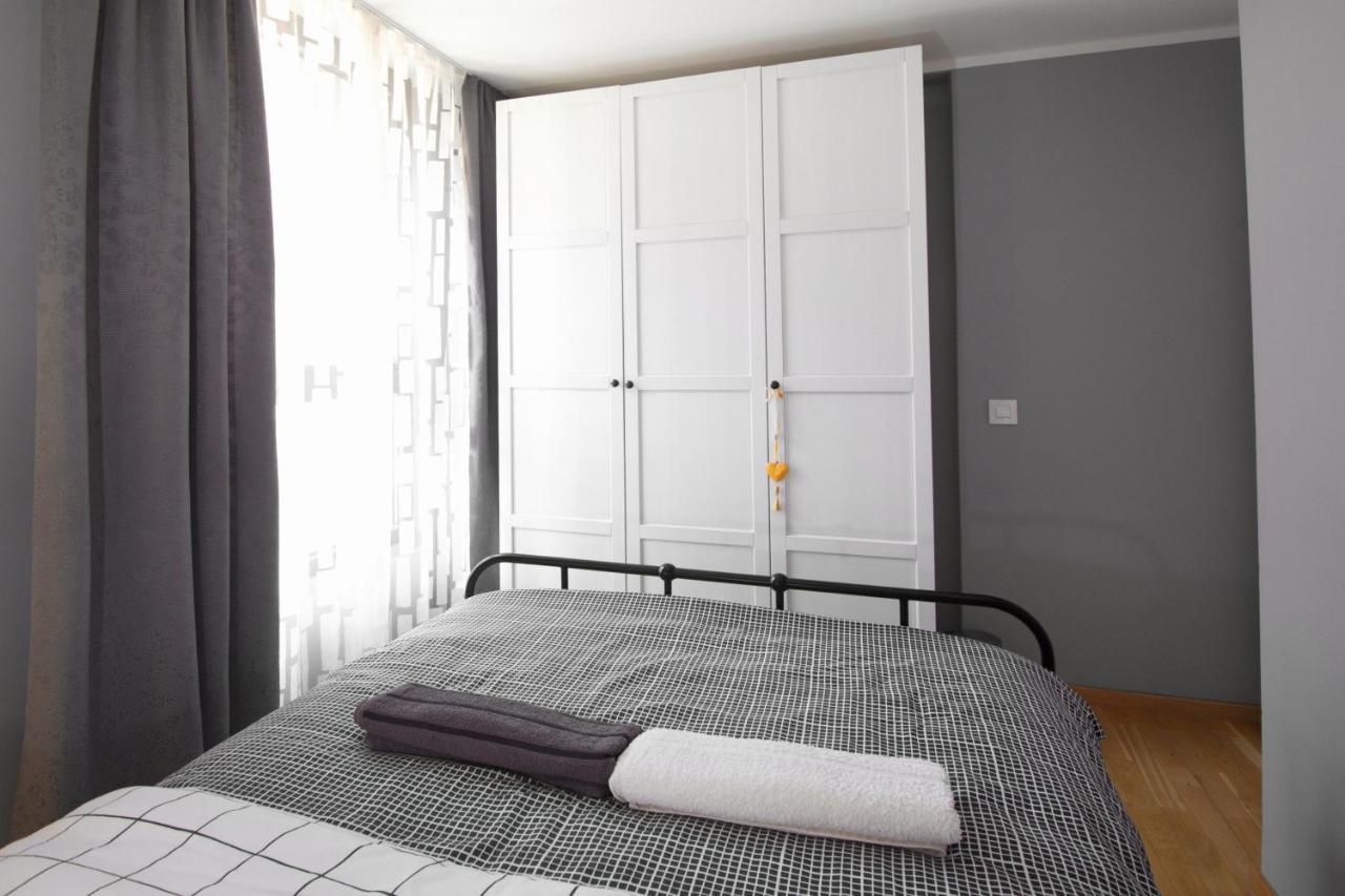 Elena Apartment リエカ エクステリア 写真